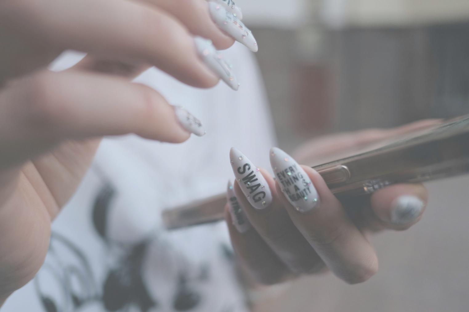 Tecniche avanzate di manicure professionale
